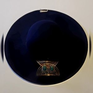 Emrald and sapphire stone fashion earrings